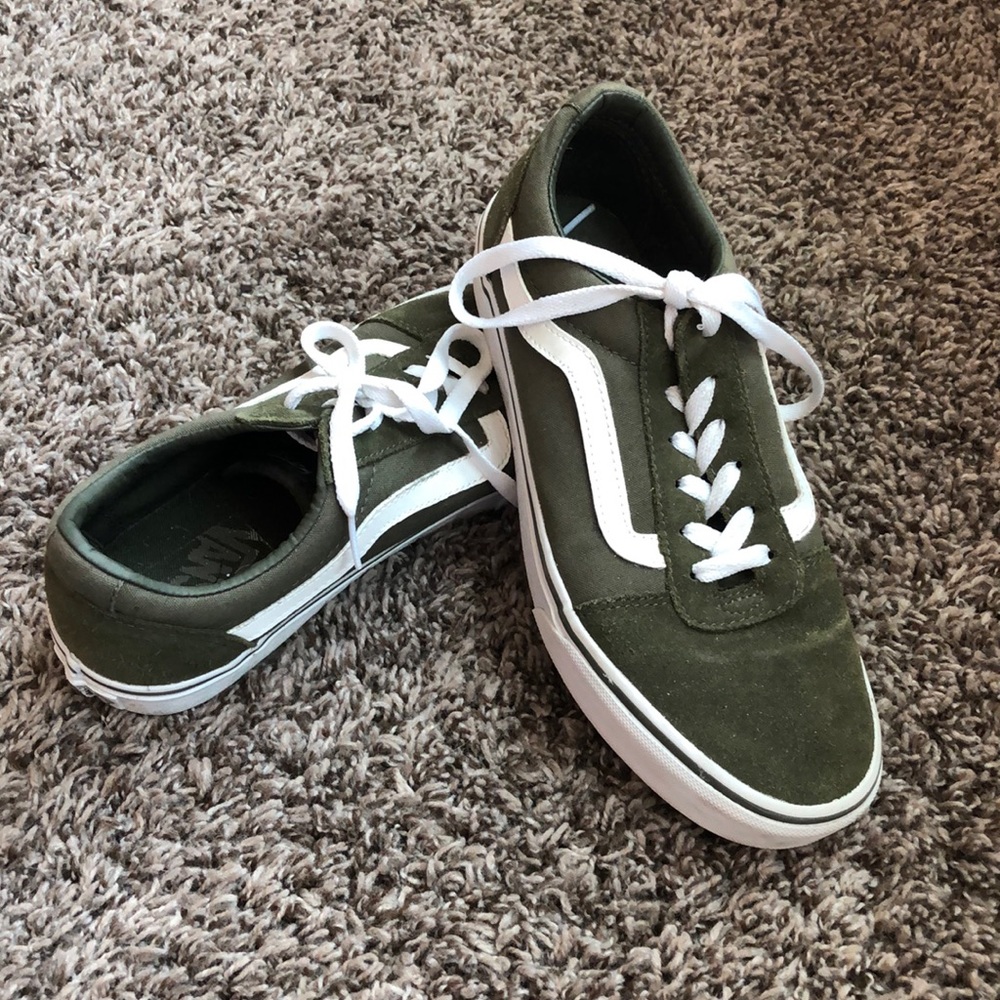 Women’s olive green lace up Vans